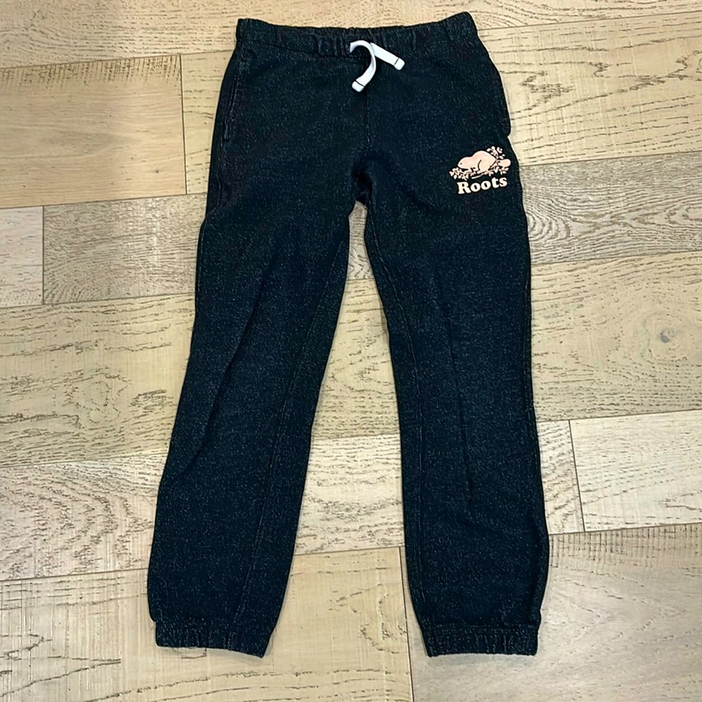 Roots Sweats with ROOTS on bum, pink lettering, sz 10 children’s